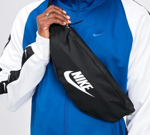 Nike Heritage Hip Pack - Image 3